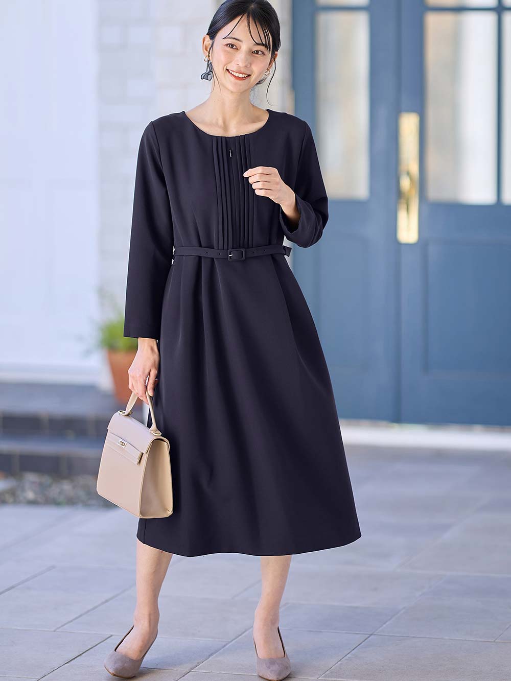 ストレッチサイドタックフレアワンピース